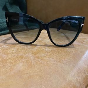 Tom Ford Anoushka TF371 Sunglasses